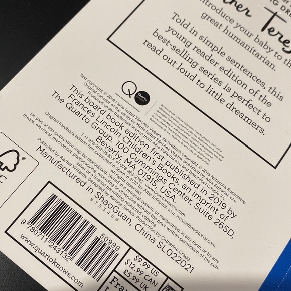 Little People, Big Dreams: My First Mother Teresa - Children’s Board Book - Picture 6 of 7